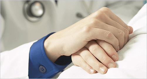 Ân cần chăm sóc như người nhà
